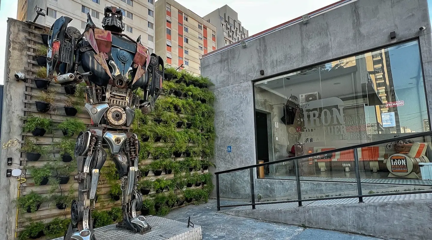 Iron Burguer: Hamburgueria de super-heróis